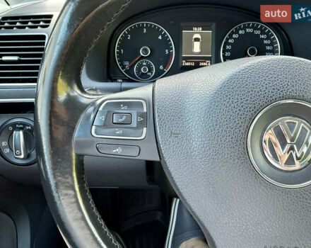 Черный Фольксваген Туран, объемом двигателя 0 л и пробегом 236 тыс. км за 10350 $, фото 28 на Automoto.ua