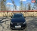 Черный Фольксваген Туран, объемом двигателя 1.4 л и пробегом 270 тыс. км за 9700 $, фото 3 на Automoto.ua