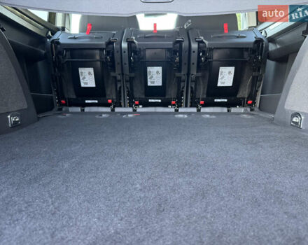 Черный Фольксваген Туран, объемом двигателя 1.6 л и пробегом 162 тыс. км за 11850 $, фото 86 на Automoto.ua