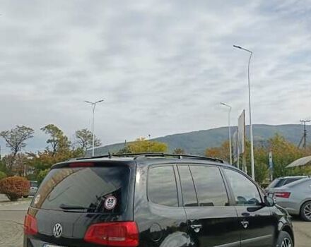 Черный Фольксваген Туран, объемом двигателя 1.97 л и пробегом 101 тыс. км за 12500 $, фото 8 на Automoto.ua