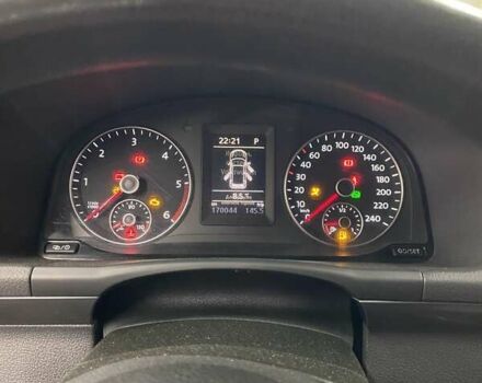 Черный Фольксваген Туран, объемом двигателя 1.6 л и пробегом 174 тыс. км за 13000 $, фото 12 на Automoto.ua