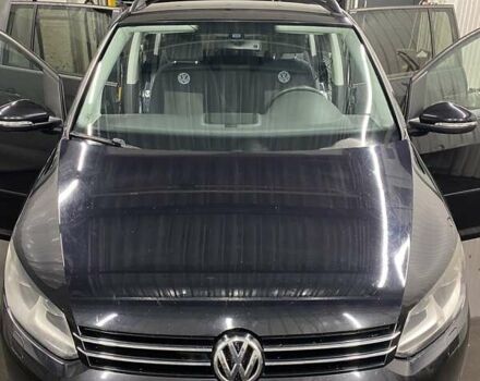 Черный Фольксваген Туран, объемом двигателя 1.6 л и пробегом 174 тыс. км за 13000 $, фото 23 на Automoto.ua