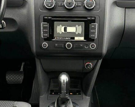 Черный Фольксваген Туран, объемом двигателя 1.6 л и пробегом 211 тыс. км за 11300 $, фото 45 на Automoto.ua