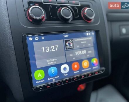 Чорний Фольксваген Туран, об'ємом двигуна 1.6 л та пробігом 231 тис. км за 11800 $, фото 21 на Automoto.ua