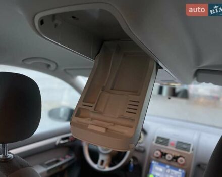 Чорний Фольксваген Туран, об'ємом двигуна 1.6 л та пробігом 231 тис. км за 11800 $, фото 45 на Automoto.ua