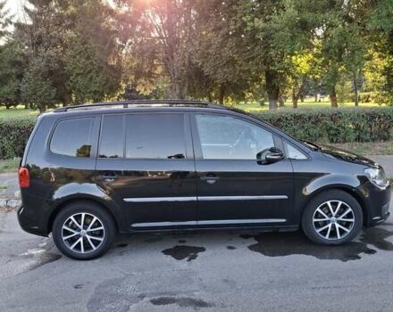 Черный Фольксваген Туран, объемом двигателя 1.6 л и пробегом 285 тыс. км за 10000 $, фото 3 на Automoto.ua