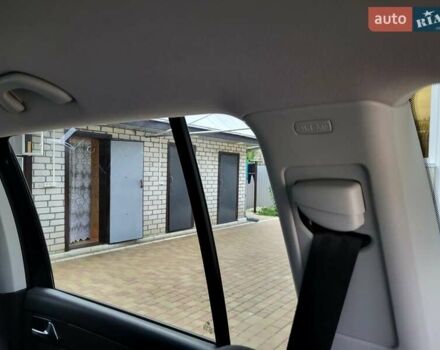 Черный Фольксваген Туран, объемом двигателя 1.6 л и пробегом 204 тыс. км за 11950 $, фото 85 на Automoto.ua