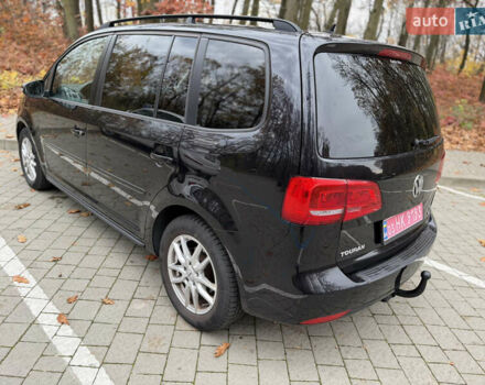 Чорний Фольксваген Туран, об'ємом двигуна 1.6 л та пробігом 243 тис. км за 8900 $, фото 6 на Automoto.ua