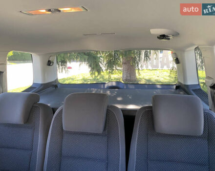 Черный Фольксваген Туран, объемом двигателя 1.97 л и пробегом 263 тыс. км за 10999 $, фото 31 на Automoto.ua