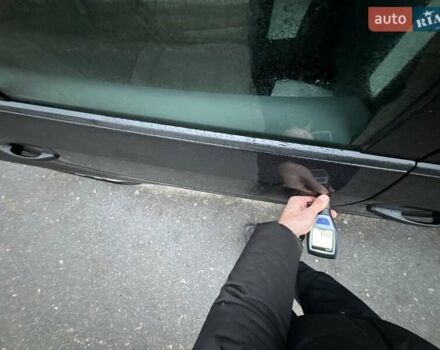 Чорний Фольксваген Туран, об'ємом двигуна 1.6 л та пробігом 231 тис. км за 11800 $, фото 94 на Automoto.ua