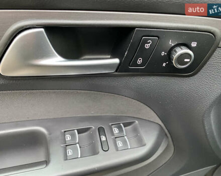 Чорний Фольксваген Туран, об'ємом двигуна 1.97 л та пробігом 265 тис. км за 10900 $, фото 22 на Automoto.ua