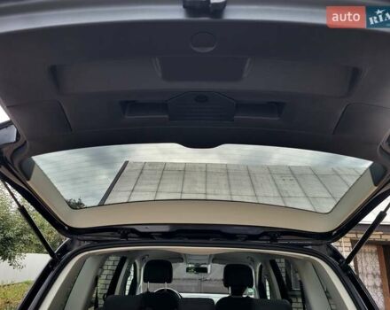 Черный Фольксваген Туран, объемом двигателя 1.6 л и пробегом 204 тыс. км за 11950 $, фото 86 на Automoto.ua