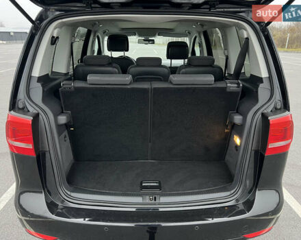 Чорний Фольксваген Туран, об'ємом двигуна 1.6 л та пробігом 201 тис. км за 12900 $, фото 9 на Automoto.ua