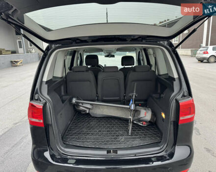 Чорний Фольксваген Туран, об'ємом двигуна 1.97 л та пробігом 243 тис. км за 12550 $, фото 14 на Automoto.ua