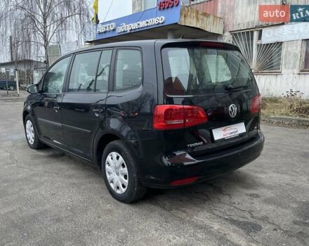 Чорний Фольксваген Туран, об'ємом двигуна 1.6 л та пробігом 231 тис. км за 11800 $, фото 4 на Automoto.ua