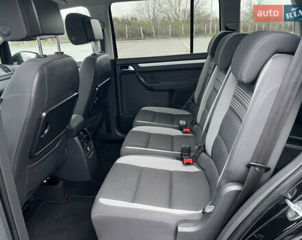 Чорний Фольксваген Туран, об'ємом двигуна 1.6 л та пробігом 201 тис. км за 12900 $, фото 12 на Automoto.ua