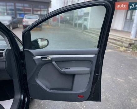 Чорний Фольксваген Туран, об'ємом двигуна 1.6 л та пробігом 231 тис. км за 11800 $, фото 46 на Automoto.ua