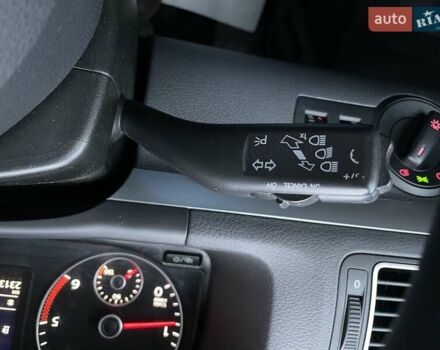 Чорний Фольксваген Туран, об'ємом двигуна 1.6 л та пробігом 231 тис. км за 11800 $, фото 12 на Automoto.ua