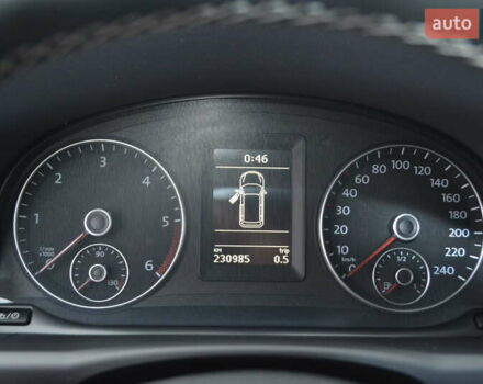 Черный Фольксваген Туран, объемом двигателя 2 л и пробегом 230 тыс. км за 14200 $, фото 31 на Automoto.ua