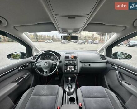 Черный Фольксваген Туран, объемом двигателя 2 л и пробегом 240 тыс. км за 11900 $, фото 25 на Automoto.ua