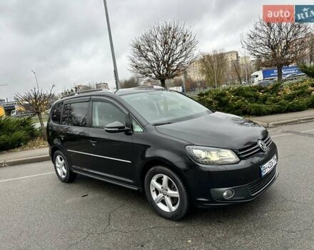 Черный Фольксваген Туран, объемом двигателя 2 л и пробегом 240 тыс. км за 11900 $, фото 7 на Automoto.ua