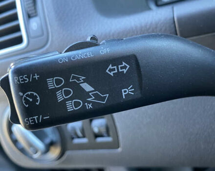 Черный Фольксваген Туран, объемом двигателя 1.97 л и пробегом 263 тыс. км за 10999 $, фото 25 на Automoto.ua