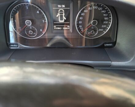 Чорний Фольксваген Туран, об'ємом двигуна 1.6 л та пробігом 222 тис. км за 12000 $, фото 4 на Automoto.ua