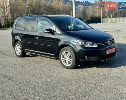 Черный Фольксваген Туран, объемом двигателя 1.6 л и пробегом 223 тыс. км за 11700 $, фото 6 на Automoto.ua