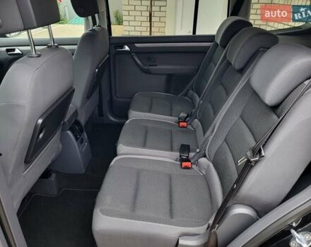 Черный Фольксваген Туран, объемом двигателя 1.6 л и пробегом 204 тыс. км за 11950 $, фото 64 на Automoto.ua