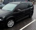 Чорний Фольксваген Туран, об'ємом двигуна 1.39 л та пробігом 200 тис. км за 10000 $, фото 1 на Automoto.ua