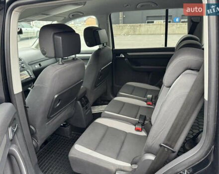 Чорний Фольксваген Туран, об'ємом двигуна 1.97 л та пробігом 243 тис. км за 12550 $, фото 20 на Automoto.ua