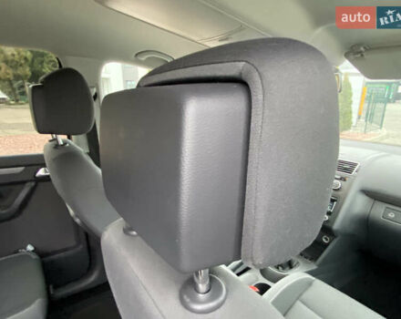 Чорний Фольксваген Туран, об'ємом двигуна 1.97 л та пробігом 265 тис. км за 10900 $, фото 30 на Automoto.ua