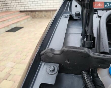 Чорний Фольксваген Туран, об'ємом двигуна 1.6 л та пробігом 204 тис. км за 11950 $, фото 98 на Automoto.ua