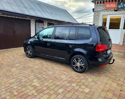 Черный Фольксваген Туран, объемом двигателя 1.6 л и пробегом 204 тыс. км за 11950 $, фото 8 на Automoto.ua