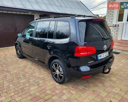 Черный Фольксваген Туран, объемом двигателя 1.6 л и пробегом 204 тыс. км за 11950 $, фото 11 на Automoto.ua