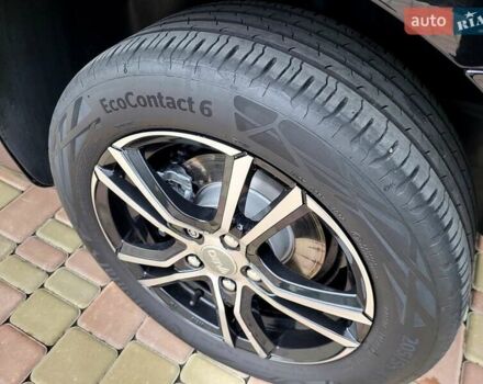 Черный Фольксваген Туран, объемом двигателя 1.6 л и пробегом 204 тыс. км за 11950 $, фото 44 на Automoto.ua