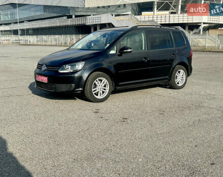 Черный Фольксваген Туран, объемом двигателя 1.6 л и пробегом 223 тыс. км за 11700 $, фото 5 на Automoto.ua