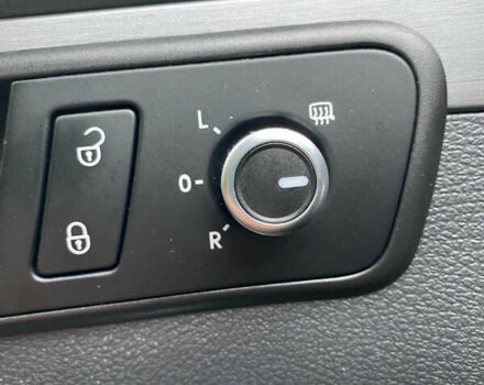 Чорний Фольксваген Туран, об'ємом двигуна 1.97 л та пробігом 265 тис. км за 10900 $, фото 40 на Automoto.ua