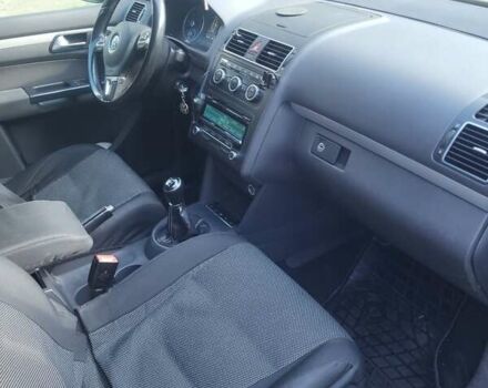 Чорний Фольксваген Туран, об'ємом двигуна 1.6 л та пробігом 195 тис. км за 10300 $, фото 11 на Automoto.ua