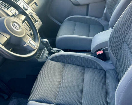 Черный Фольксваген Туран, объемом двигателя 1.6 л и пробегом 223 тыс. км за 11700 $, фото 16 на Automoto.ua