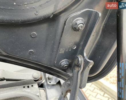 Чорний Фольксваген Туран, об'ємом двигуна 1.97 л та пробігом 265 тис. км за 10900 $, фото 47 на Automoto.ua