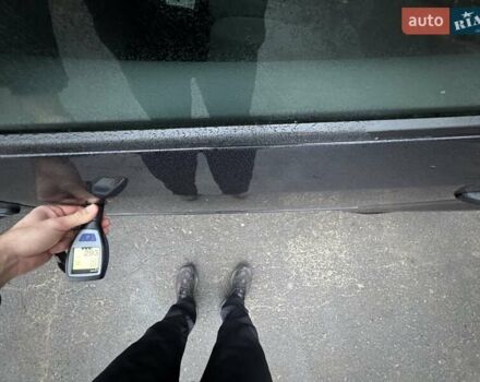 Чорний Фольксваген Туран, об'ємом двигуна 1.6 л та пробігом 231 тис. км за 11800 $, фото 86 на Automoto.ua