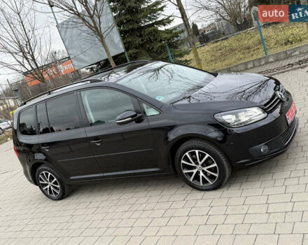 Черный Фольксваген Туран, объемом двигателя 1.6 л и пробегом 211 тыс. км за 11300 $, фото 24 на Automoto.ua