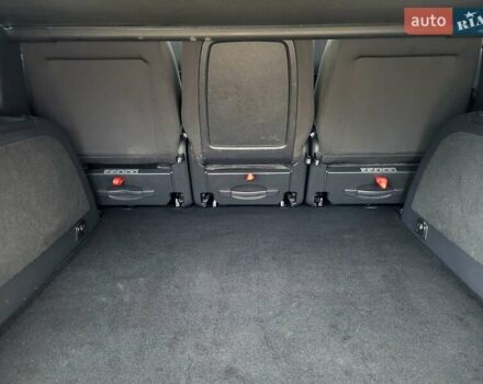 Черный Фольксваген Туран, объемом двигателя 1.6 л и пробегом 204 тыс. км за 11950 $, фото 80 на Automoto.ua