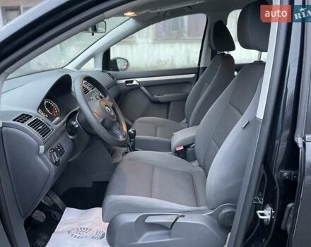 Чорний Фольксваген Туран, об'ємом двигуна 1.6 л та пробігом 231 тис. км за 11800 $, фото 24 на Automoto.ua