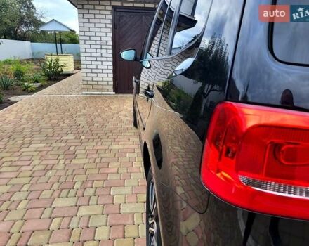 Черный Фольксваген Туран, объемом двигателя 1.6 л и пробегом 204 тыс. км за 11950 $, фото 36 на Automoto.ua