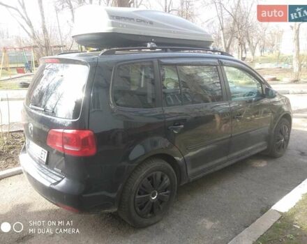 Черный Фольксваген Туран, объемом двигателя 1.39 л и пробегом 180 тыс. км за 8500 $, фото 6 на Automoto.ua