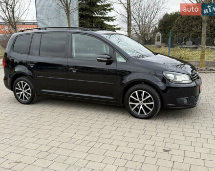 Черный Фольксваген Туран, объемом двигателя 1.6 л и пробегом 211 тыс. км за 11300 $, фото 25 на Automoto.ua