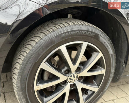 Черный Фольксваген Туран, объемом двигателя 1.6 л и пробегом 211 тыс. км за 11300 $, фото 39 на Automoto.ua