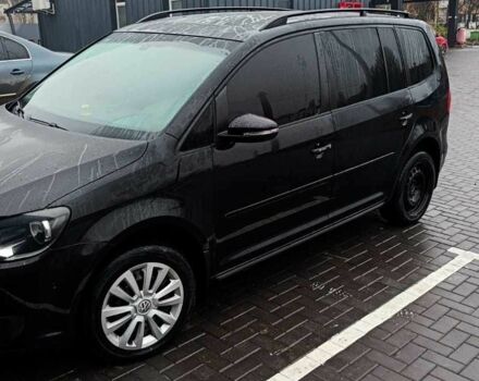 Черный Фольксваген Туран, объемом двигателя 1.4 л и пробегом 200 тыс. км за 10500 $, фото 2 на Automoto.ua